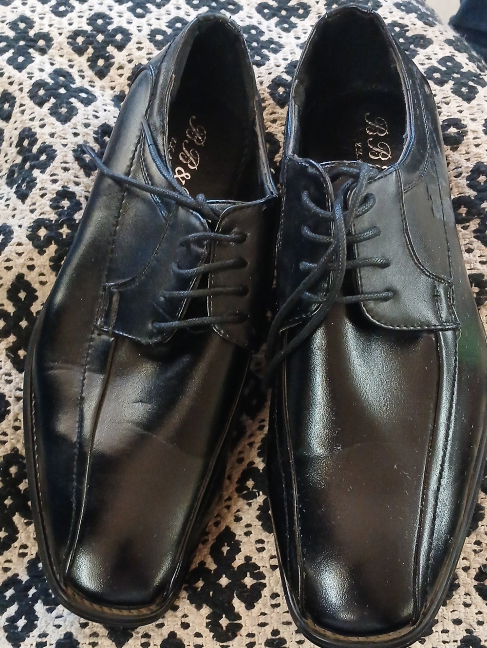 Men's Black Lace-Up Derby Dress Shoes